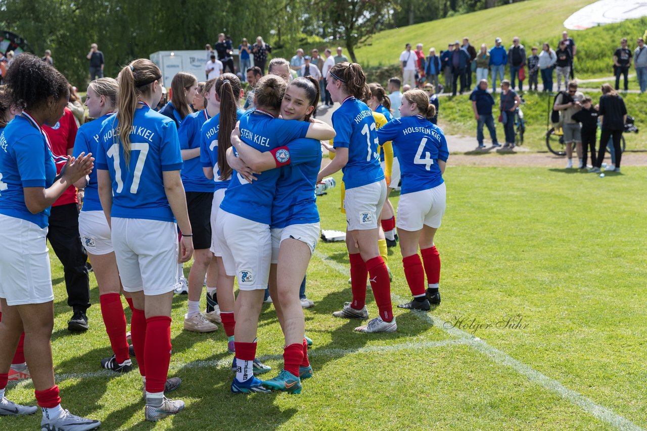 Bild 155 - wBJ SH-Pokalfinale  Holstein-Kiel - SV Viktoria : Ergebnis: 1:0